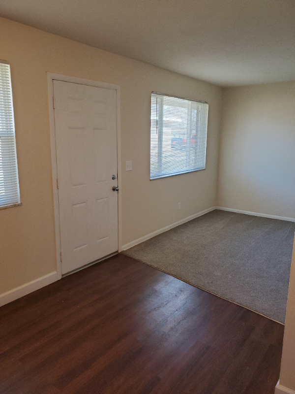 2838 Joyce Ave #B - Photo 2 of 25