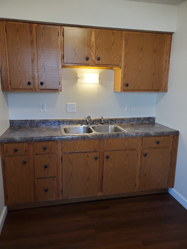 2838 Joyce Ave #B - Photo 4 of 25