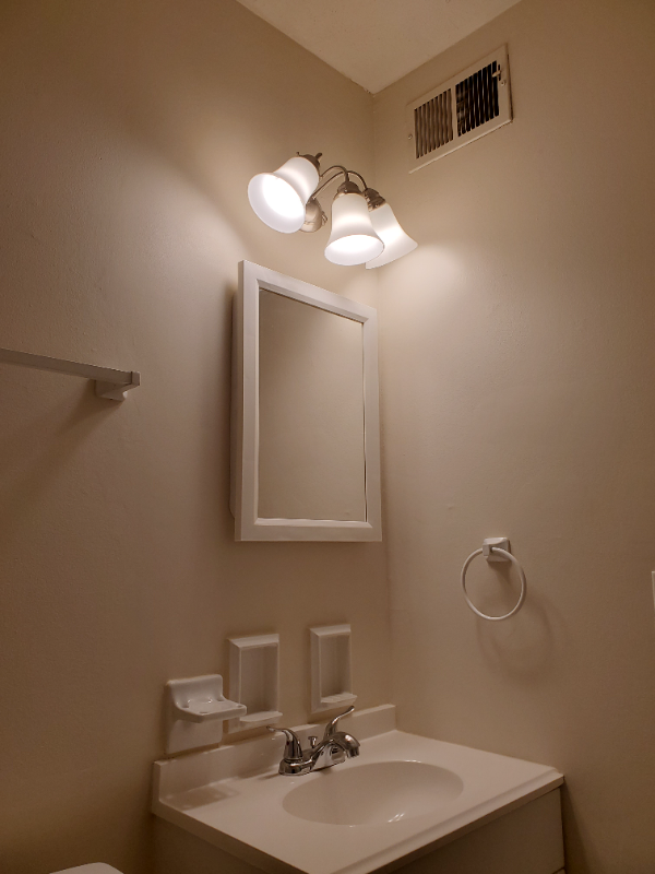 2838 Joyce Ave #B - Photo 7 of 25
