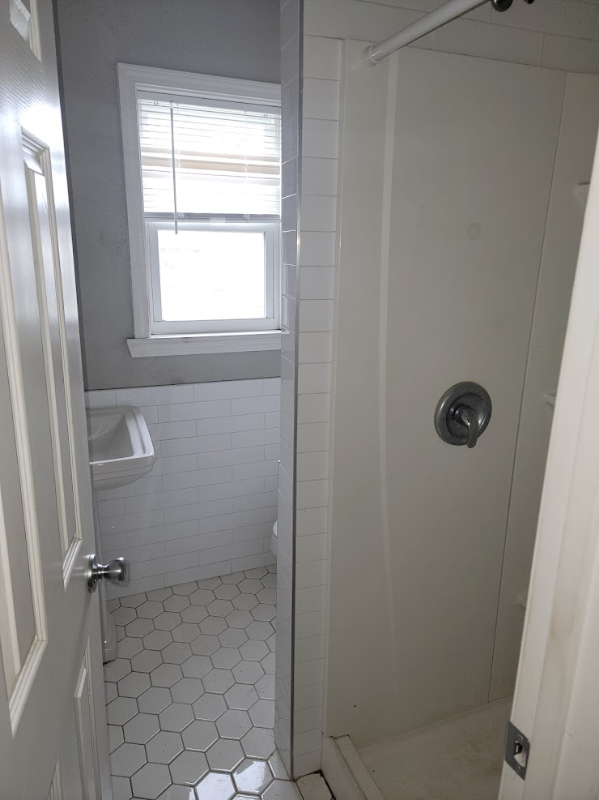 2718 E 15th St - Photo 7 of 7