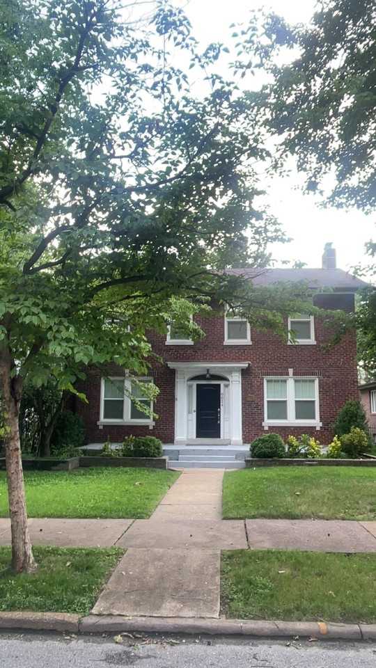 6634 Pershing Ave - Photo 2 of 50