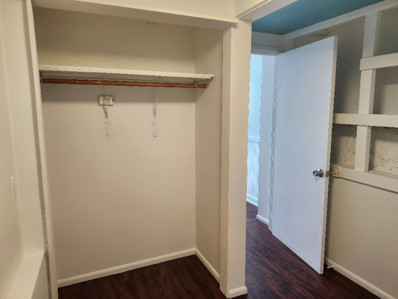 1808 Saint Louis Dr - Photo 6 of 20