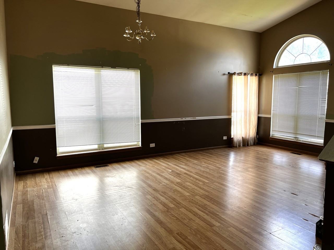 1072 S Pleasant Hill Gate - Photo 3 of 18