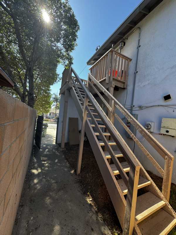 1030 Fern St - Photo 4 of 10
