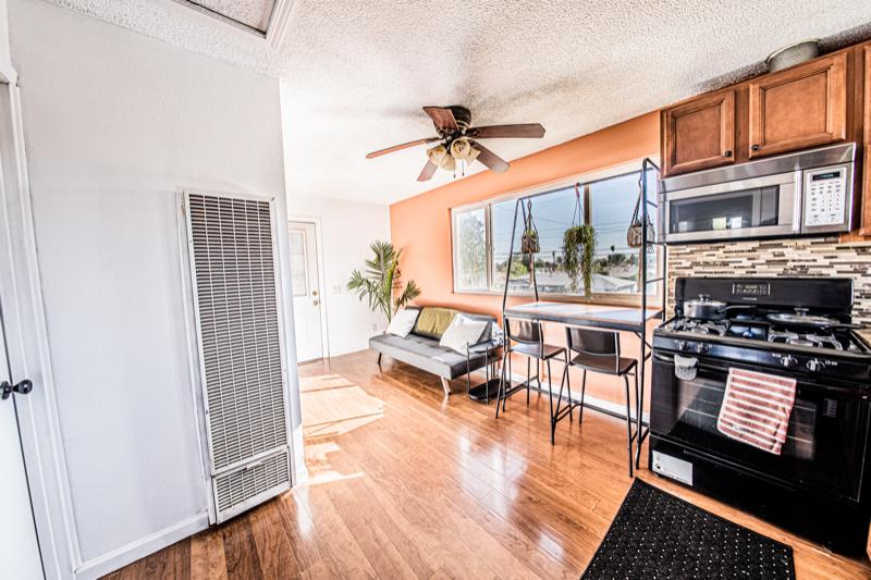 1030 Fern St - Photo 7 of 10