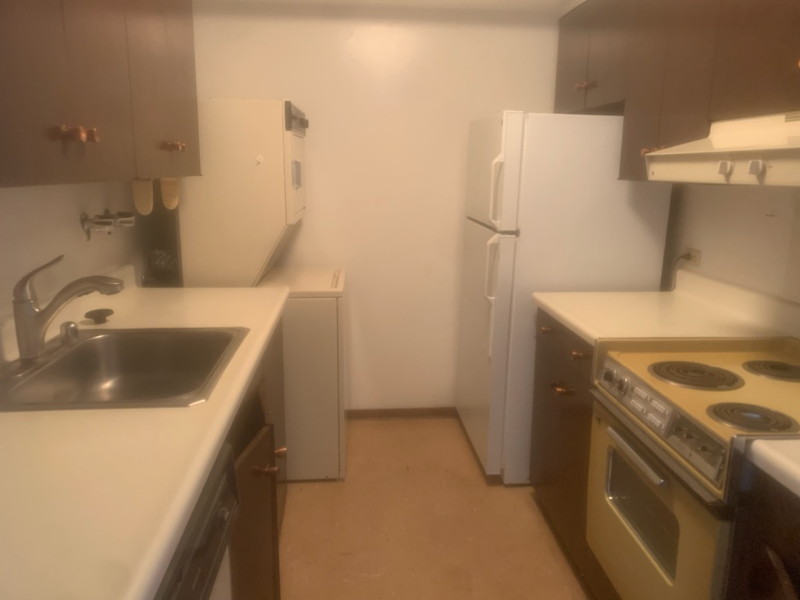 2029 Nuuanu Ave #807 - Photo 4 of 7