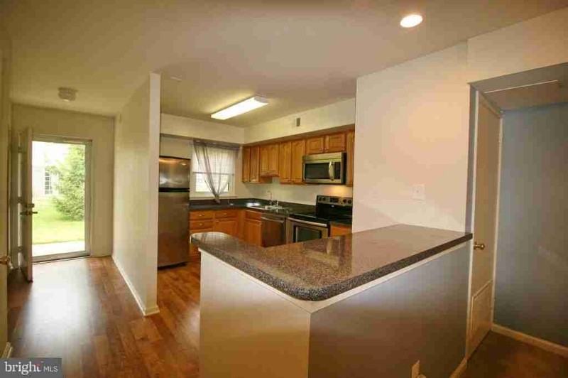 38 Barclay Ct - Photo 2 of 12