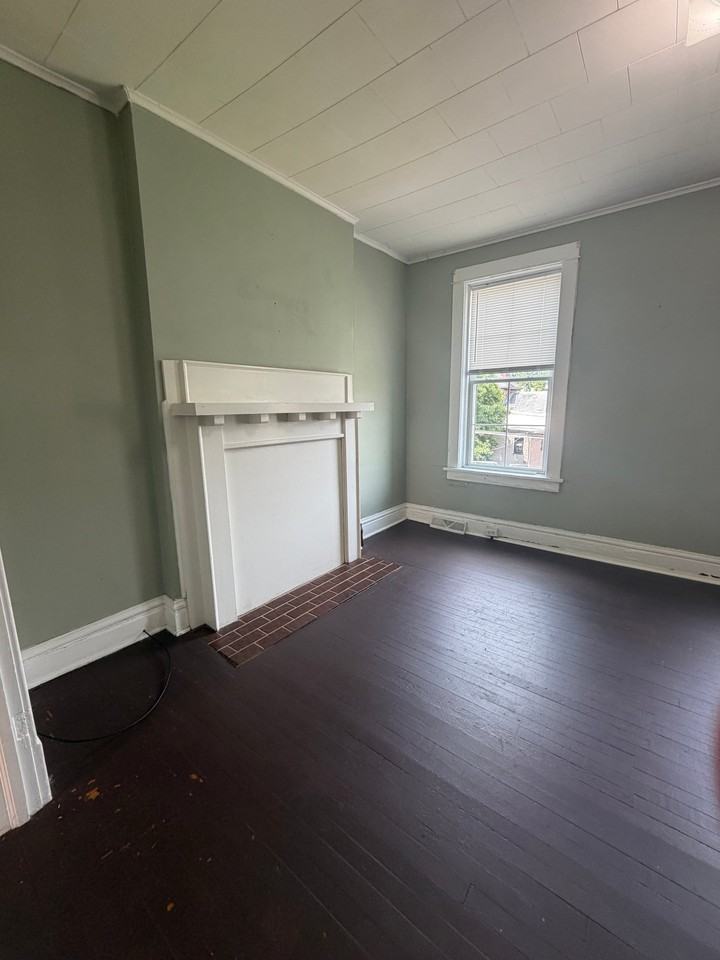 825 Market St #7 - Photo 2 of 10
