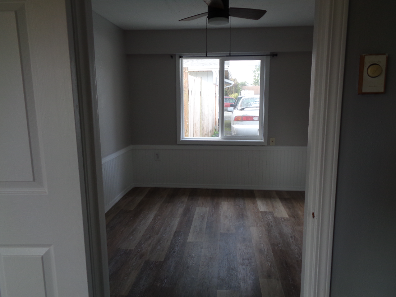 6719 47th Ave Ne #B - Photo 5 of 12