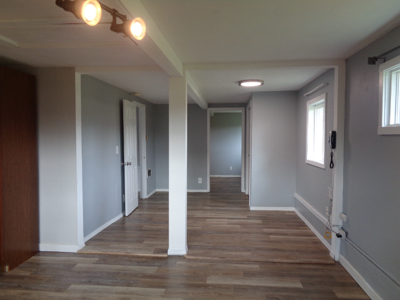 6719 47th Ave Ne #B - Photo 7 of 12