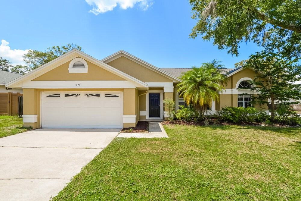 1176 Countrywind Dr