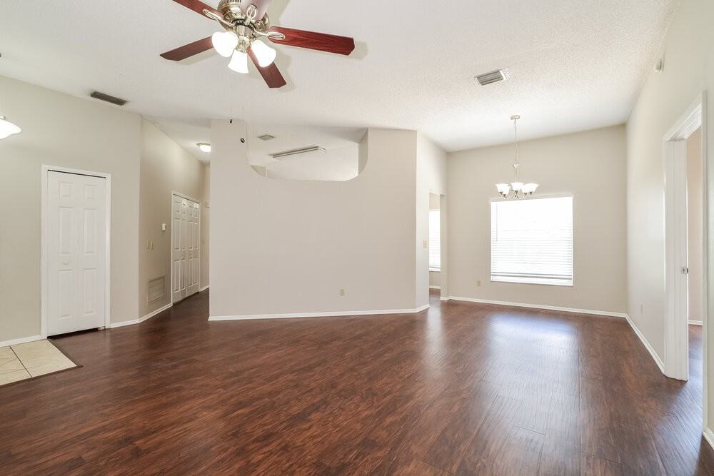 1176 Countrywind Dr - Photo 3 of 19
