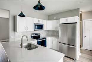 1846 Polk St Ne #1 - Photo 1 of 1