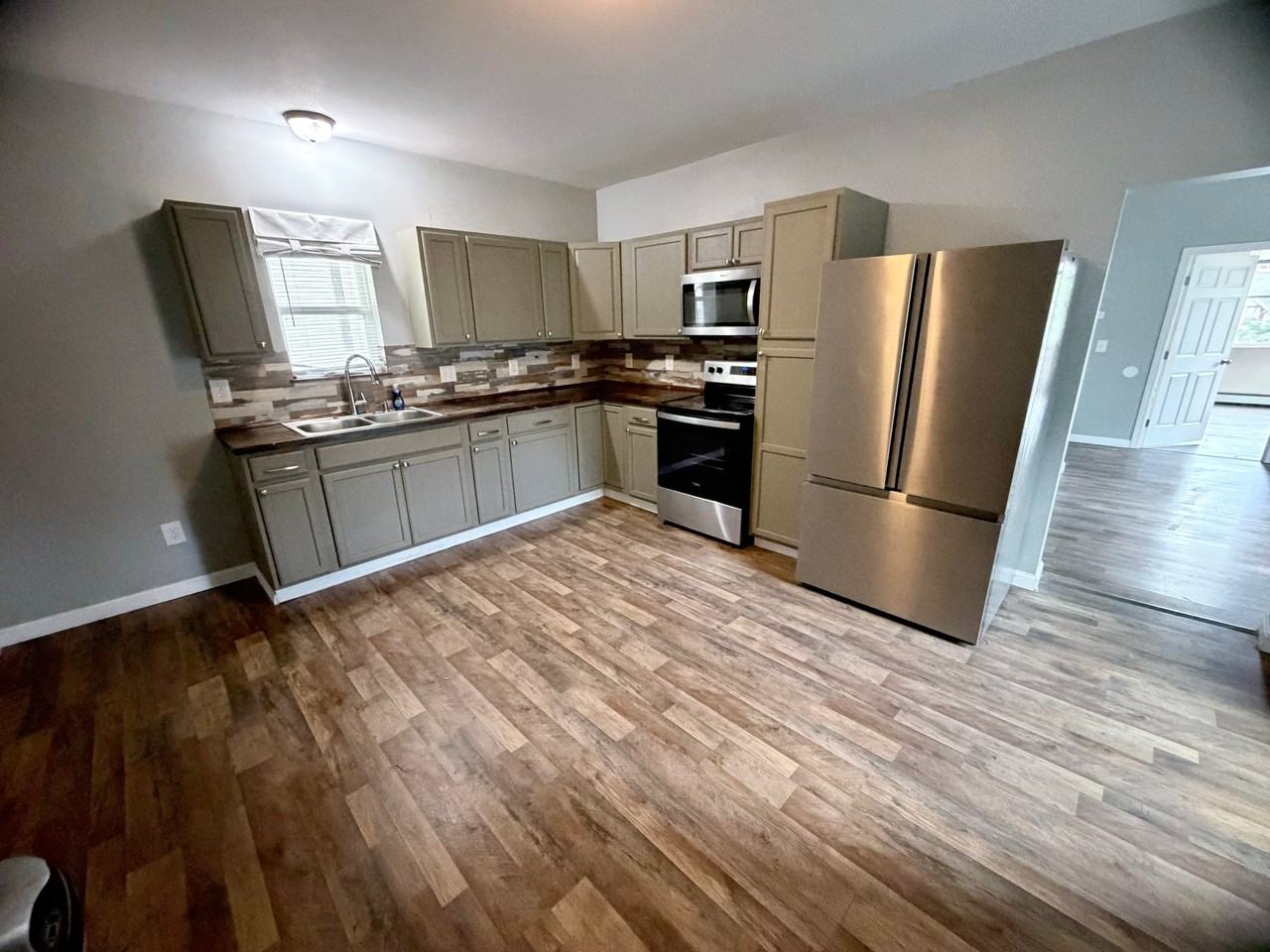 16 Highland Ave #A - Photo 4 of 14