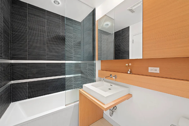 342 E 110th St #7C - Photo 6 of 6