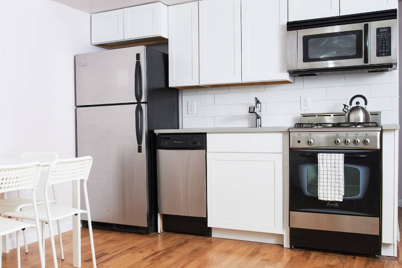 309 4th Ave #101 - Photo 7 of 20