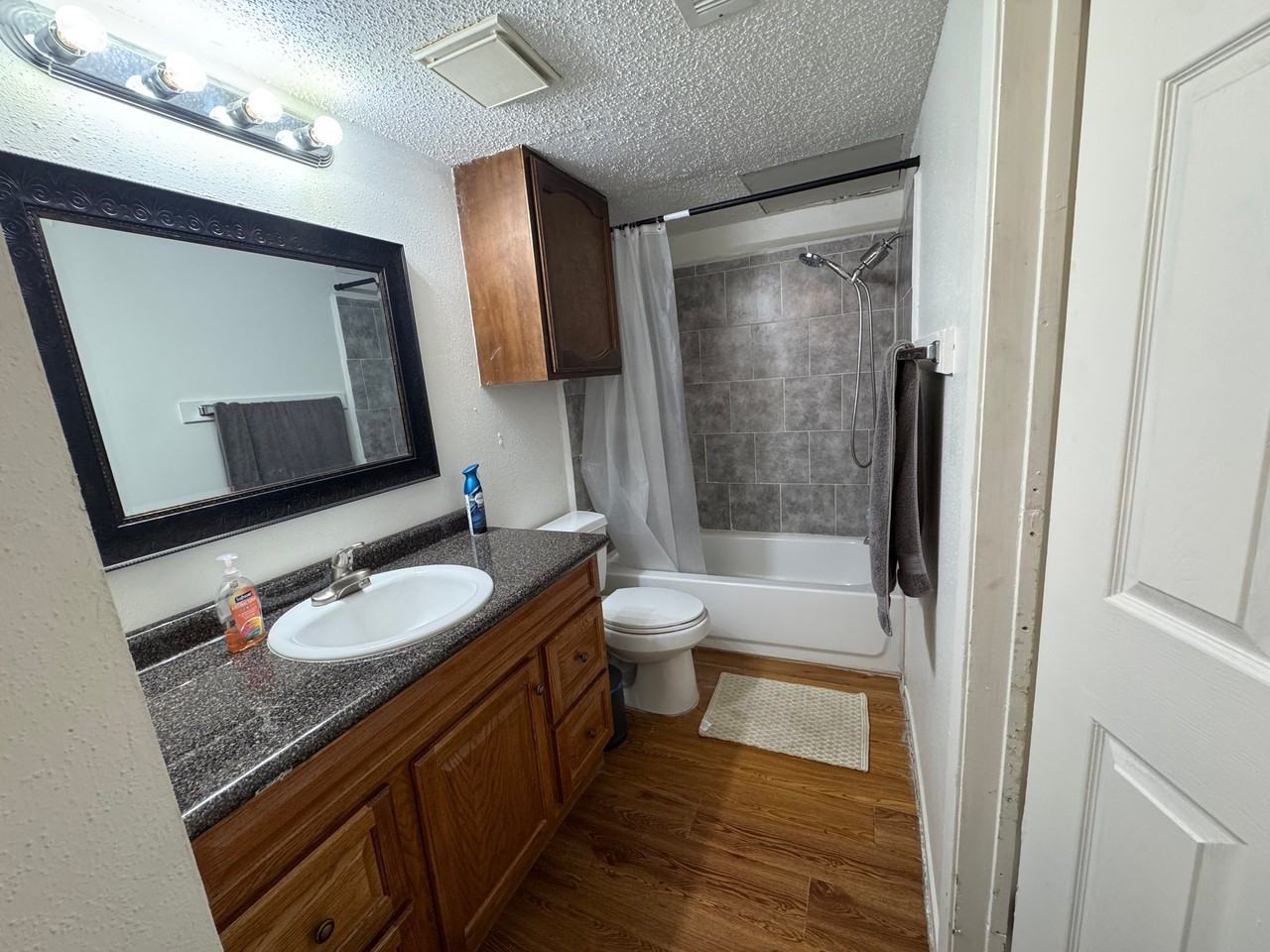 3202 Cougar Trl #C - Photo 6 of 20