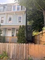 featured image of 926 Norwood St