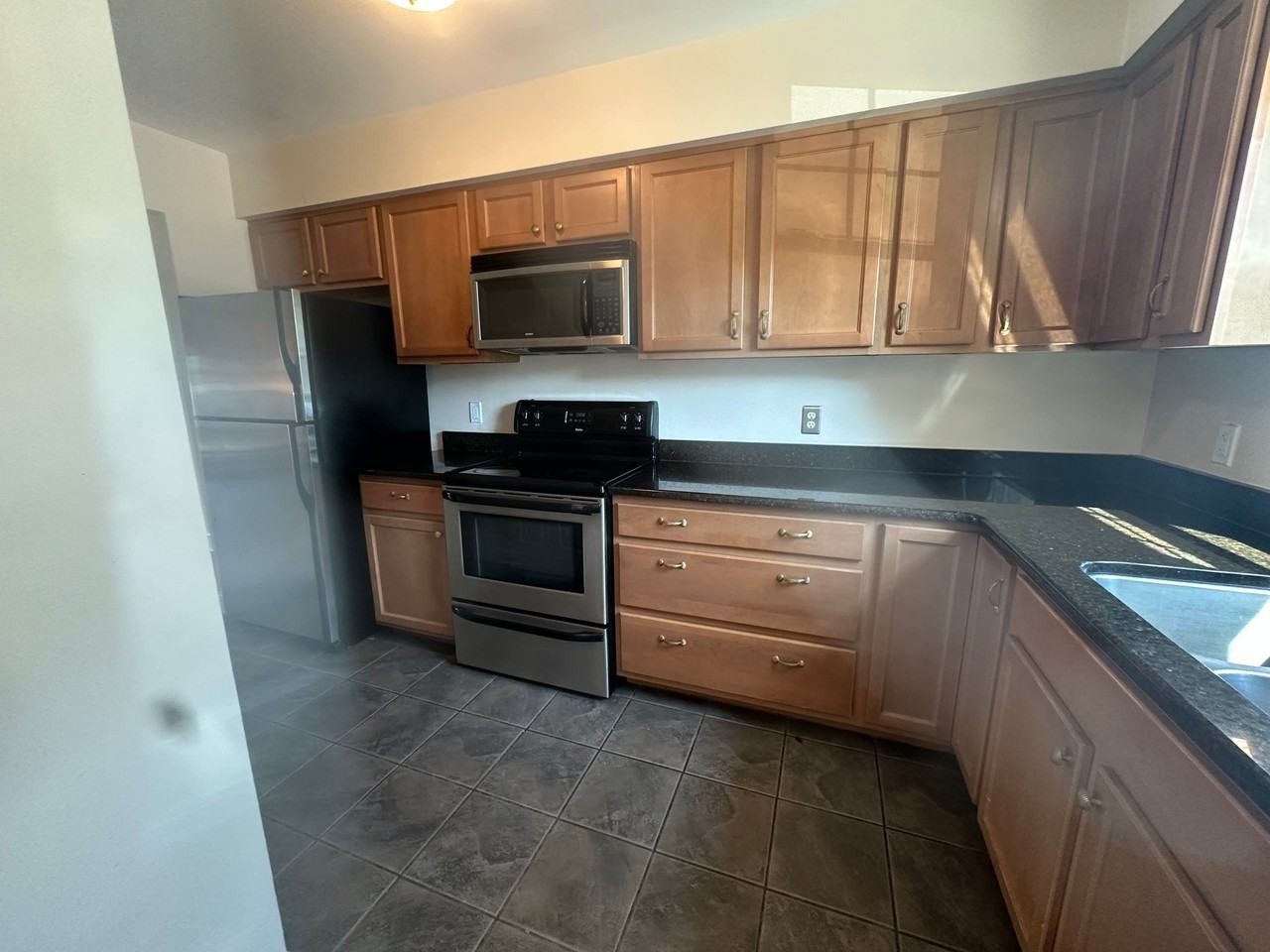 914 C Ave - Photo 3 of 20