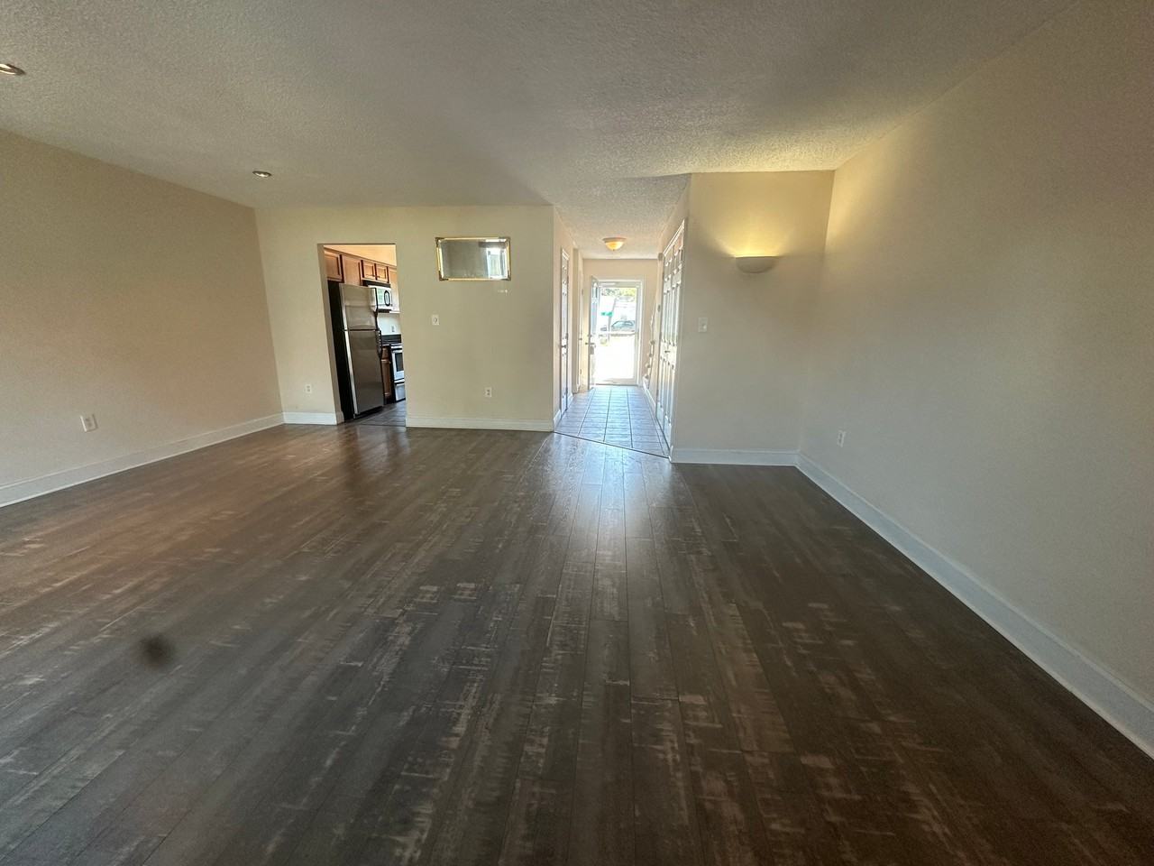 914 C Ave - Photo 7 of 20