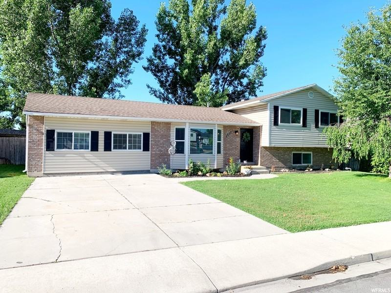 1637 W Springwater Dr - Photo 4 of 4