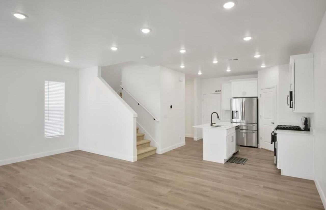 6009 S Carnelian Pkwy #167 - Photo 3 of 14