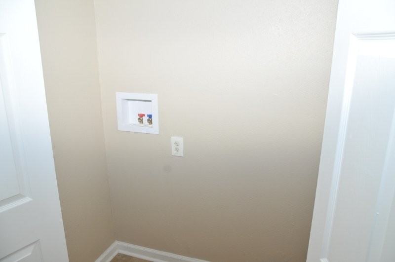 1726 Horace St - Photo 7 of 8