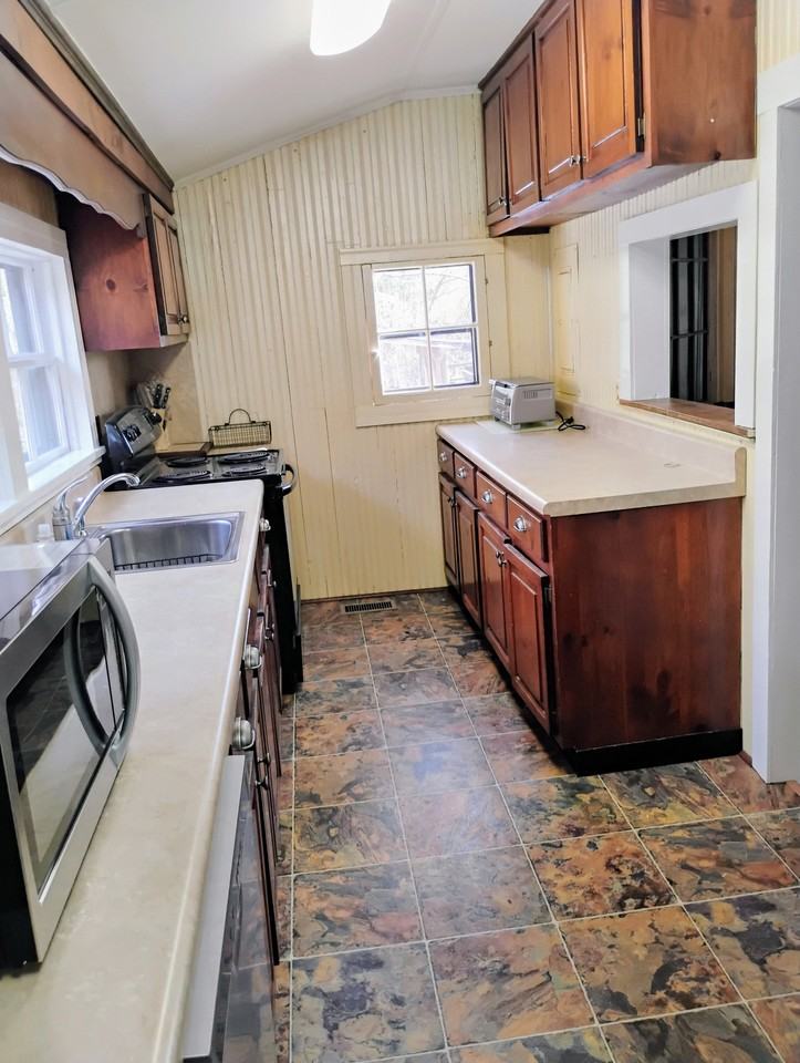 5435 Indian Ridge Rd - Photo 4 of 16