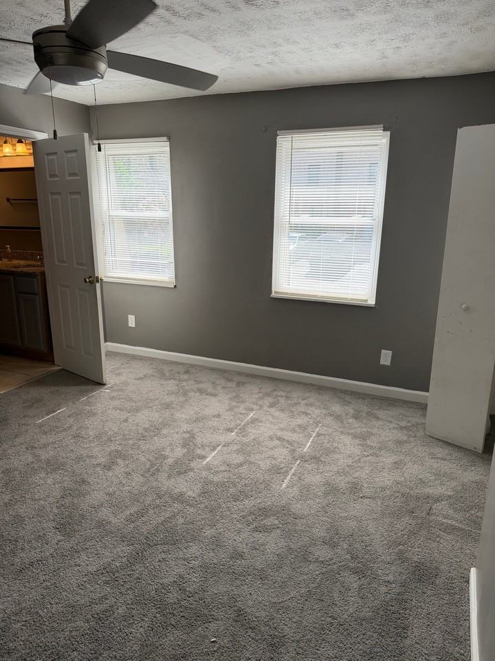 6432 Woodstone Way - Photo 5 of 8