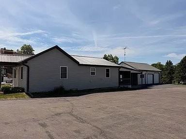 39 W Main St - Photo 2 of 11