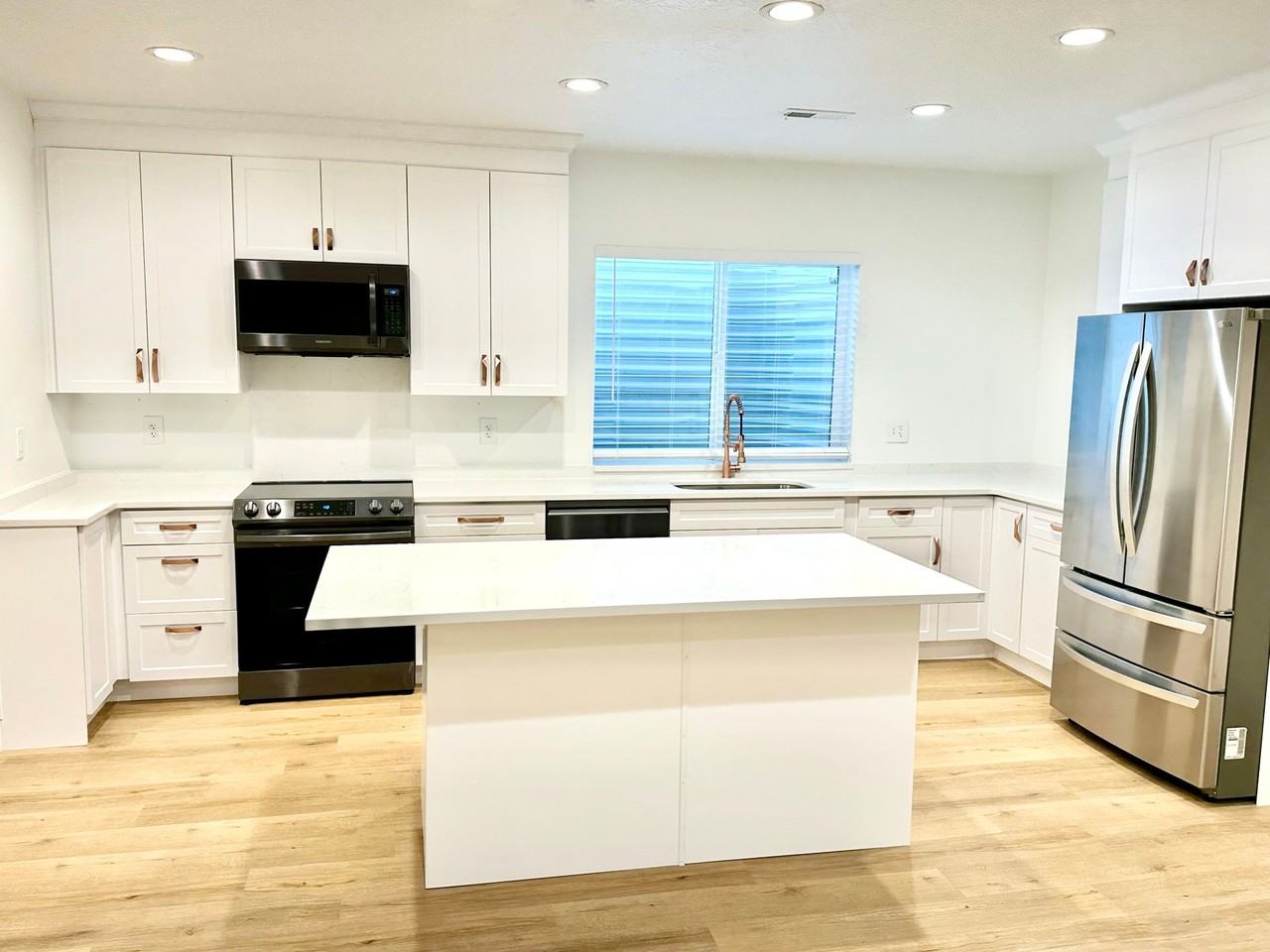 4493 W Wharton Dr #BS - Photo 3 of 18