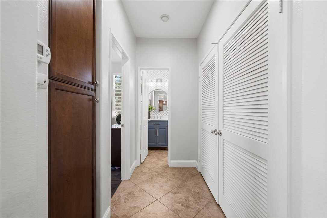 35816 Hazelhurst St #1 - Photo 5 of 19