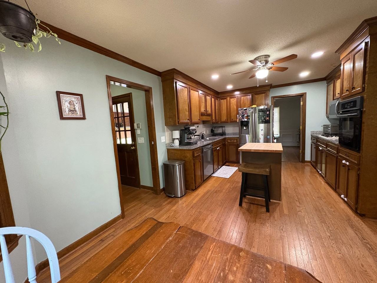 509 Wotan Rd - Photo 5 of 8