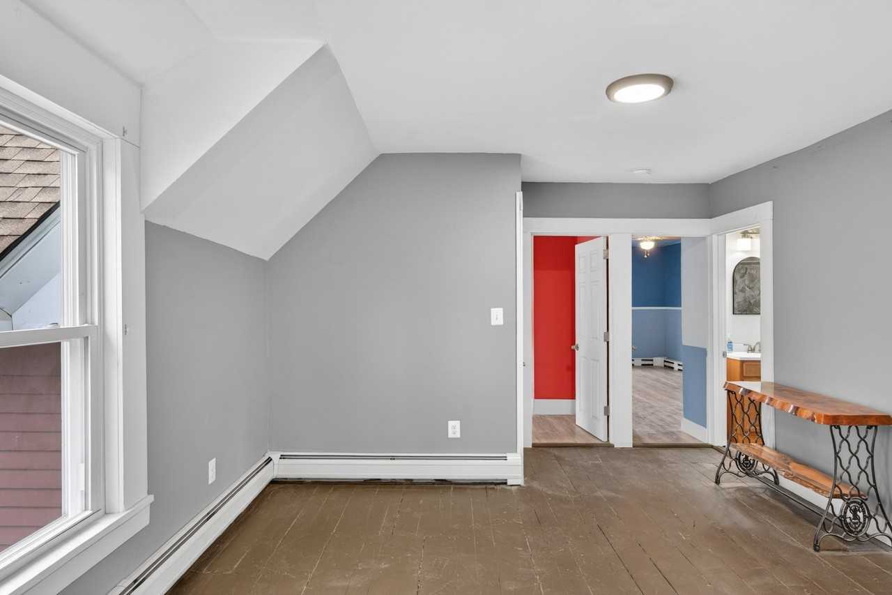 37 W Myrtle St #B - Photo 6 of 7