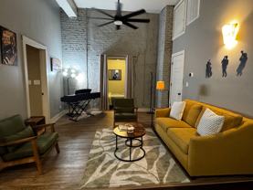 204 Conti St #1B - Photo 1 of 1