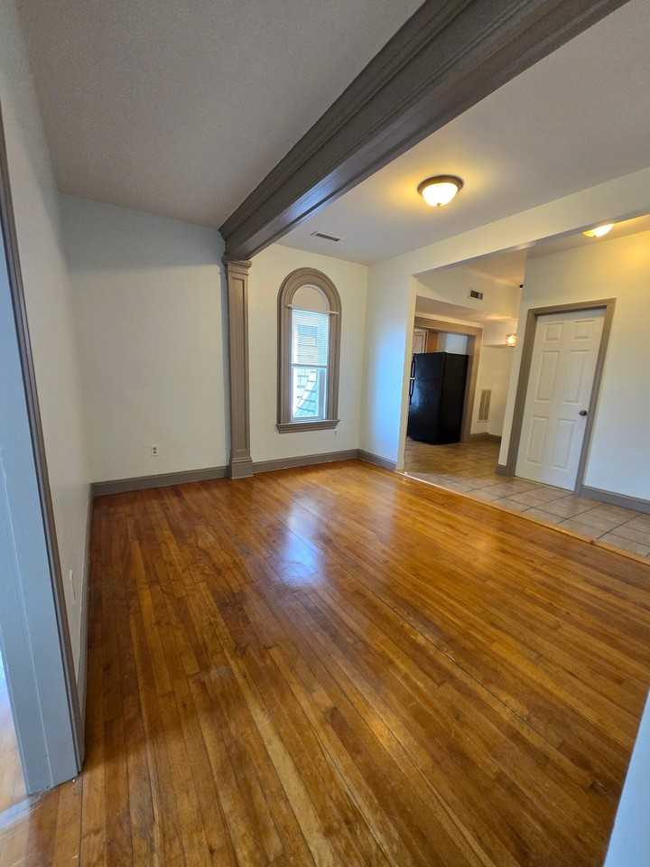 127 Pearl St #2N - Photo 2 of 20