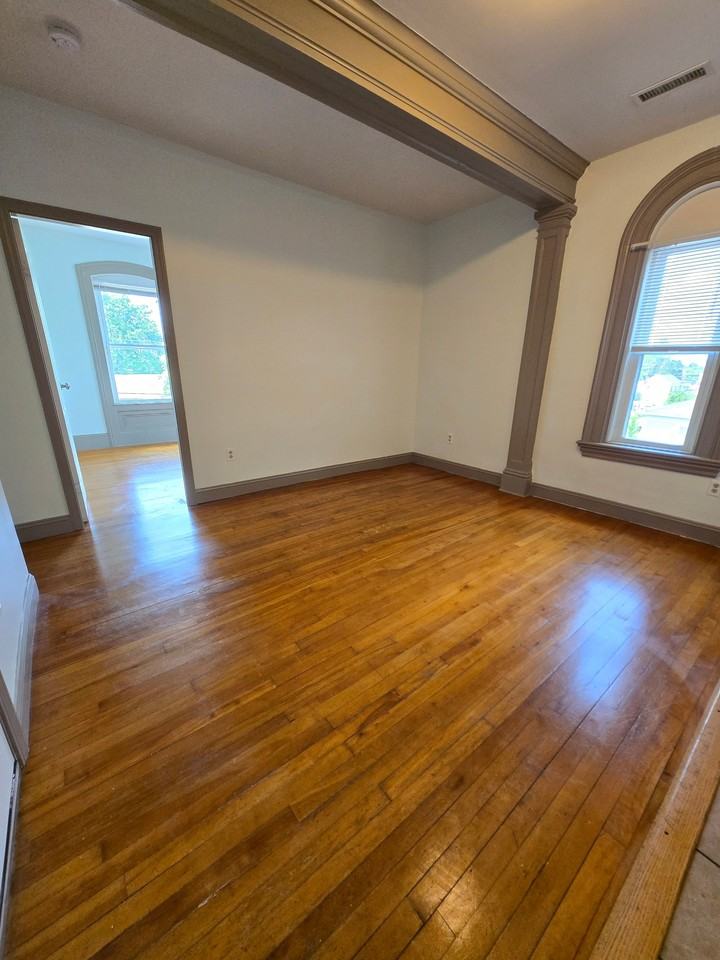 127 Pearl St #2N - Photo 3 of 20