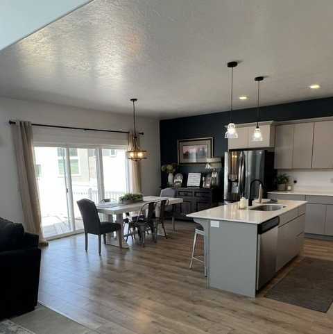 4006 W 1750 N - Photo 6 of 16