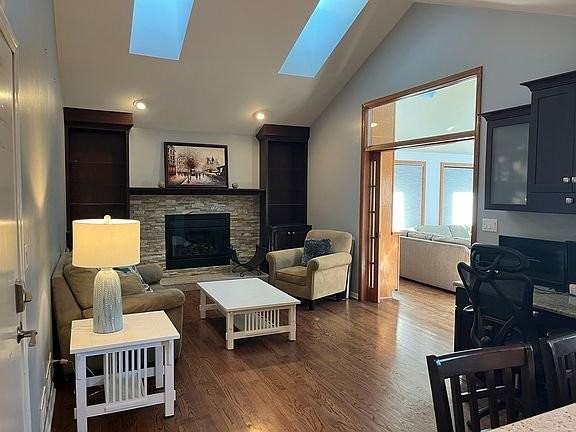 889 E Stonebridge Ct - Photo 6 of 13