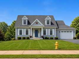 featured image of 21 Sable Dr