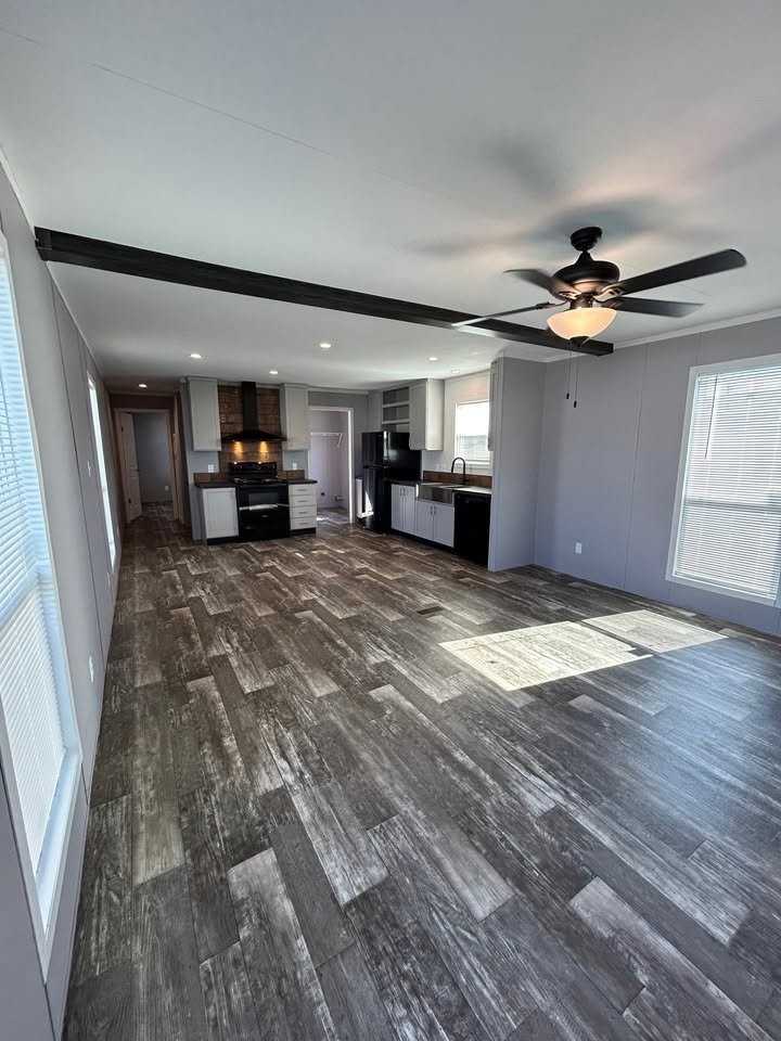 313 Owens St #313 - Photo 3 of 14