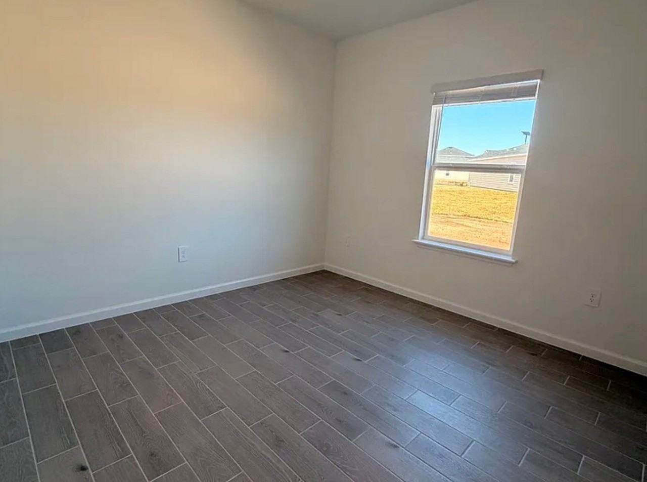 6852 Sw 88th Pl #1 - Photo 4 of 11