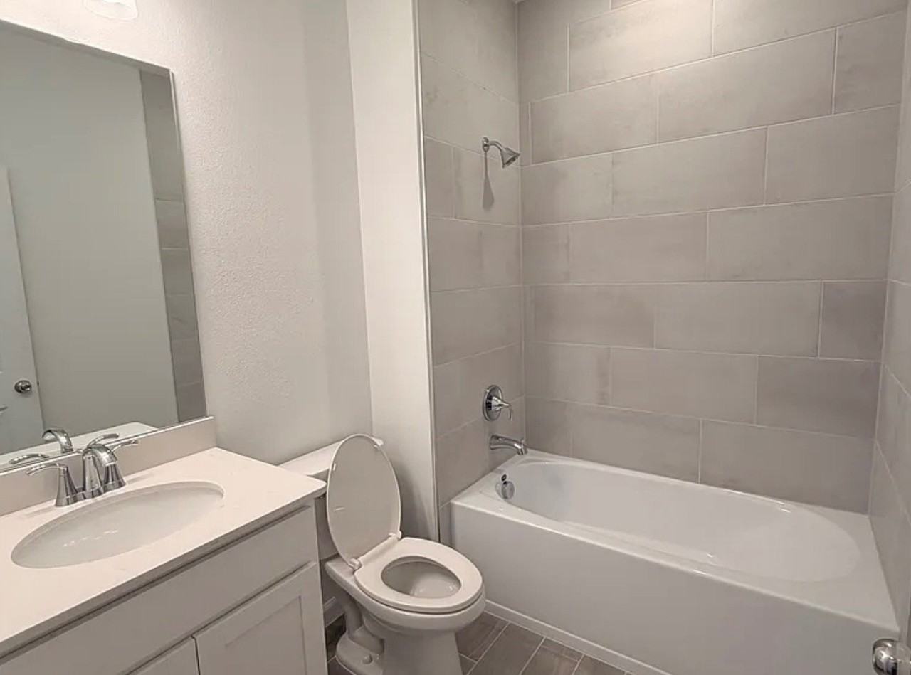 6852 Sw 88th Pl #1 - Photo 6 of 11