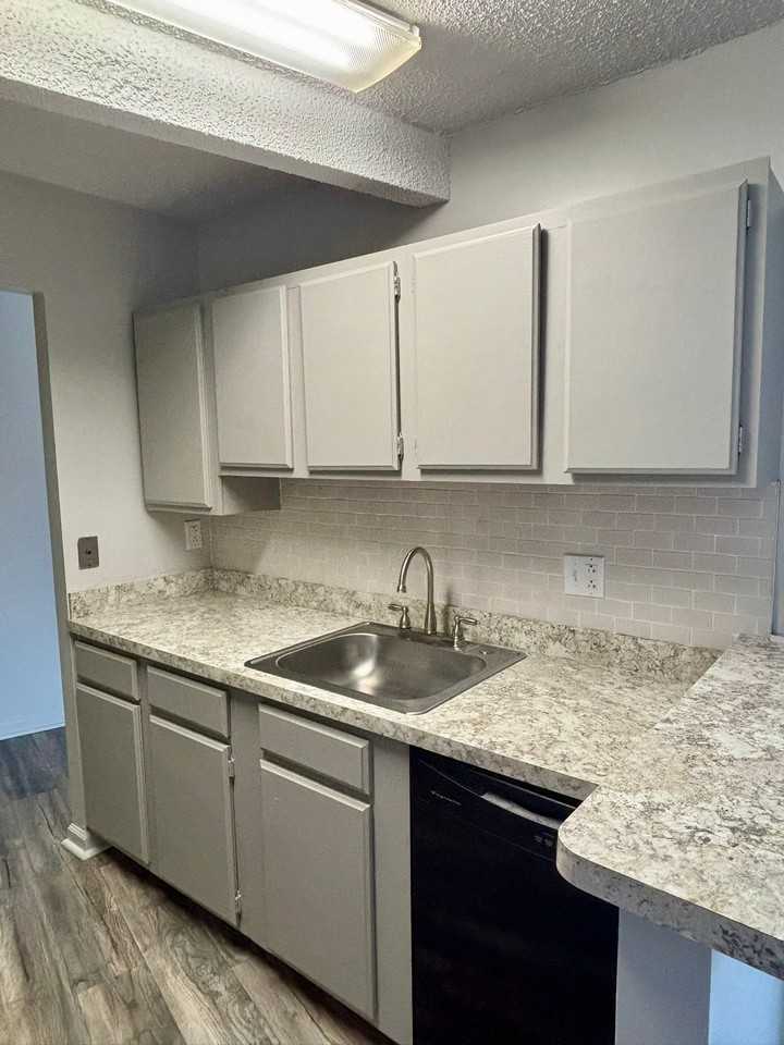 1400 Millersport Hwy #506 - Photo 3 of 13