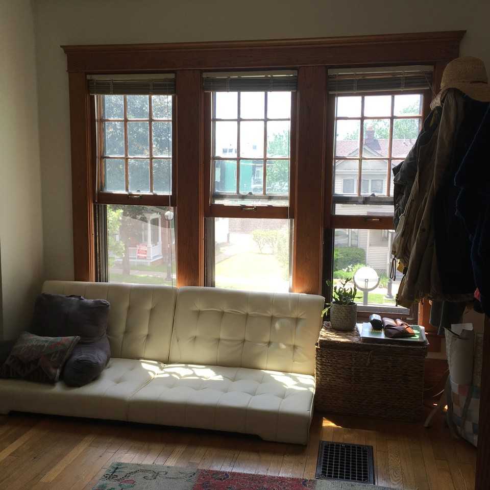 418 N Main St - Photo 5 of 20