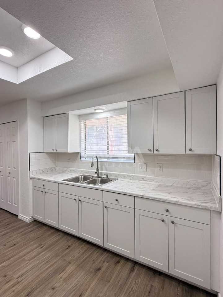 209 High Oak - Photo 6 of 19