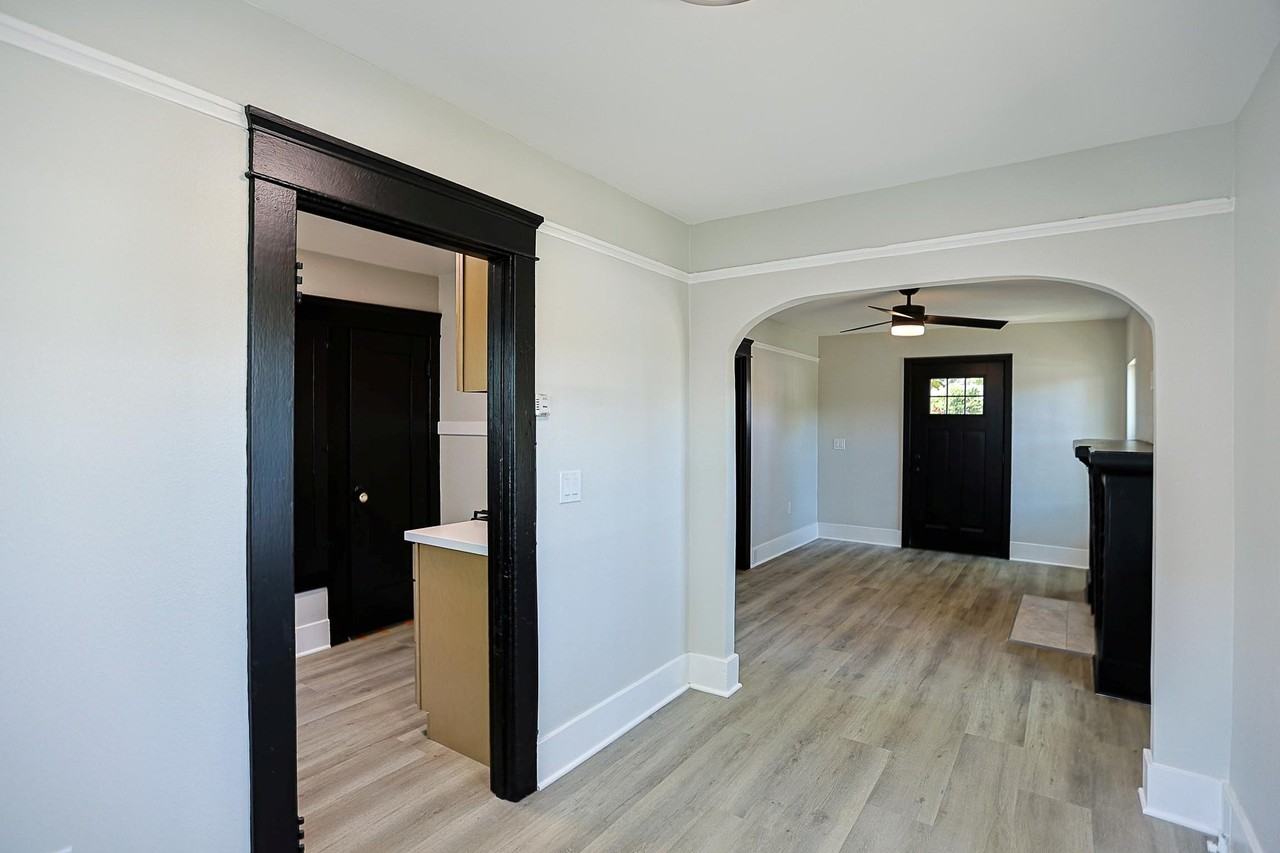 401 S Garnsey St #401 - Photo 5 of 15
