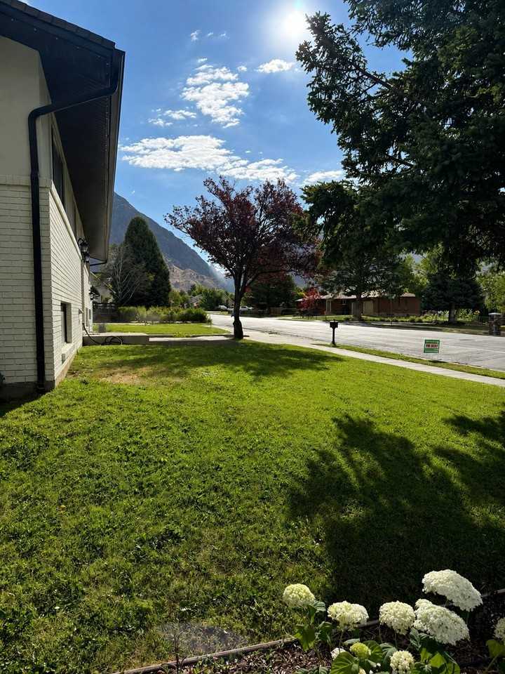 4860 W Country Club Dr - Photo 2 of 12