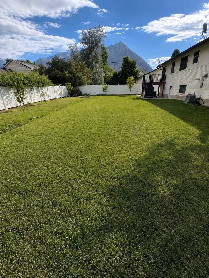 4860 W Country Club Dr - Photo 3 of 12