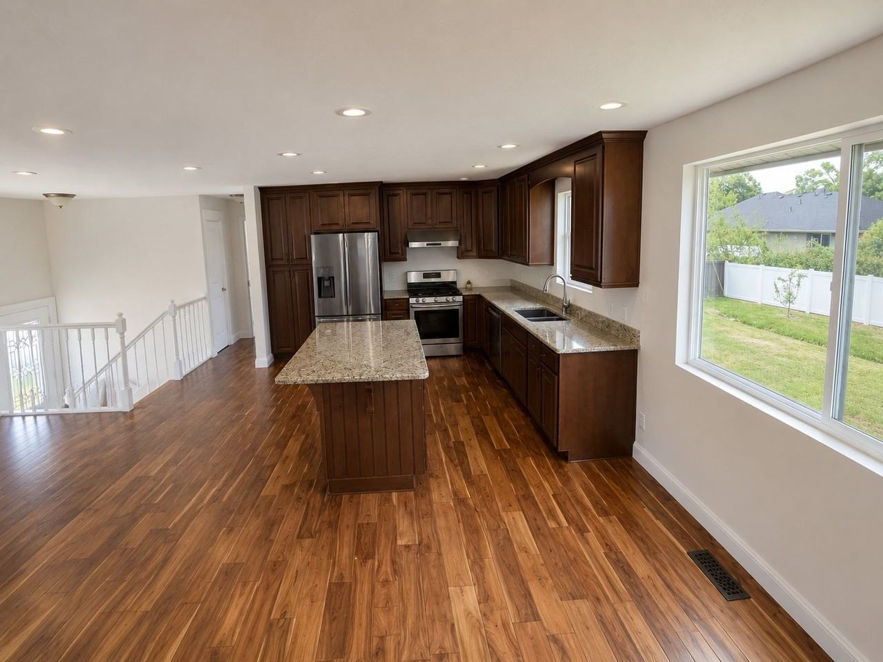 4860 W Country Club Dr - Photo 7 of 12
